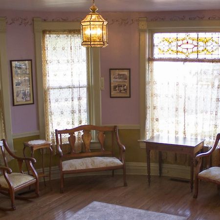 The Cottage House Council Grove エクステリア 写真
